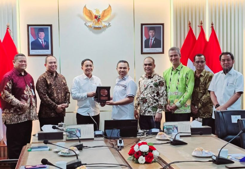 Gubernur Temui Menhut, Minta Dukungan Pengelolaan Kawasan Hutan