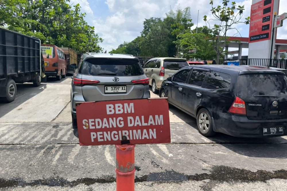 Antrean BBM Mengular di Riau, Pertamina Disorot soal Distribusi dan Lonjakan Permintaan